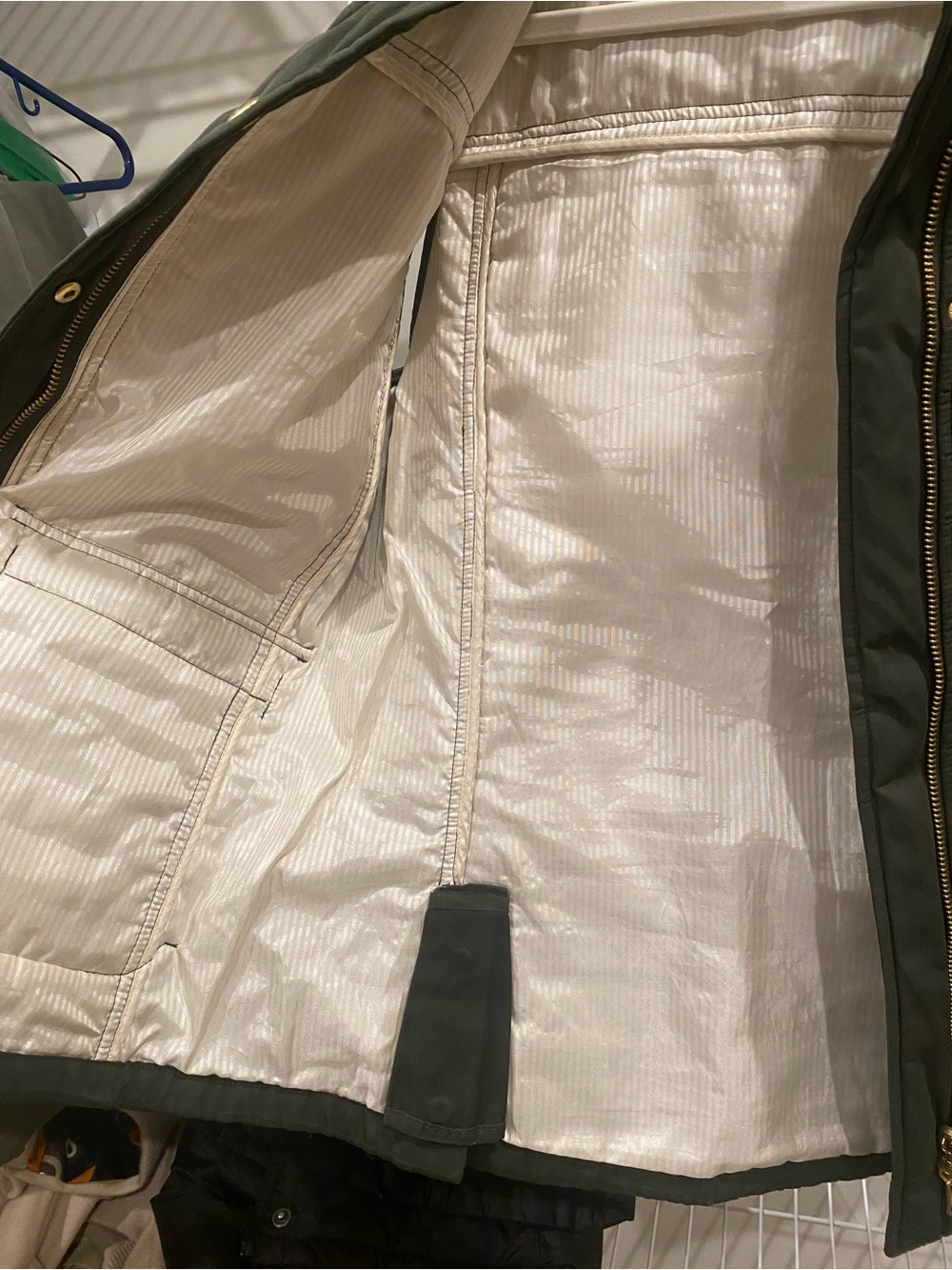 Vineyard Vines Olive Green and Brown Quilted Vest with Gold Accents - Picture 6 of 10